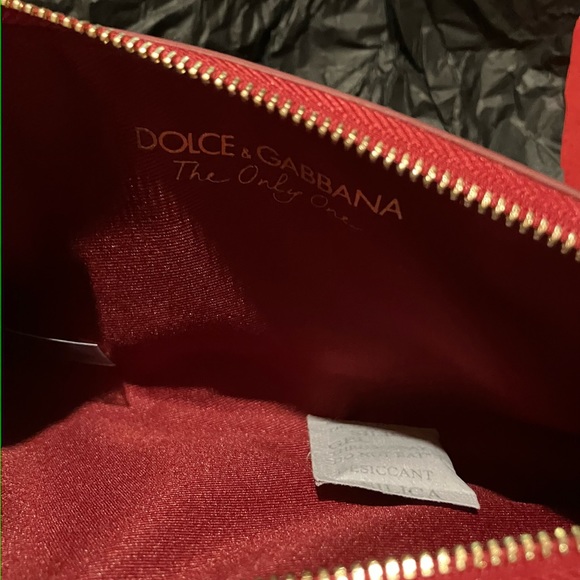 Brand New Women Dolce Gabbana The Only One Red Wallet - Picture 3 of 4